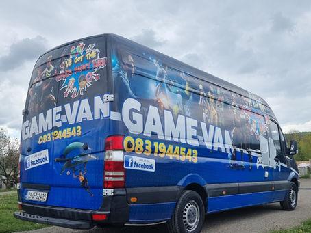 What Are Mobile Gaming Vans?